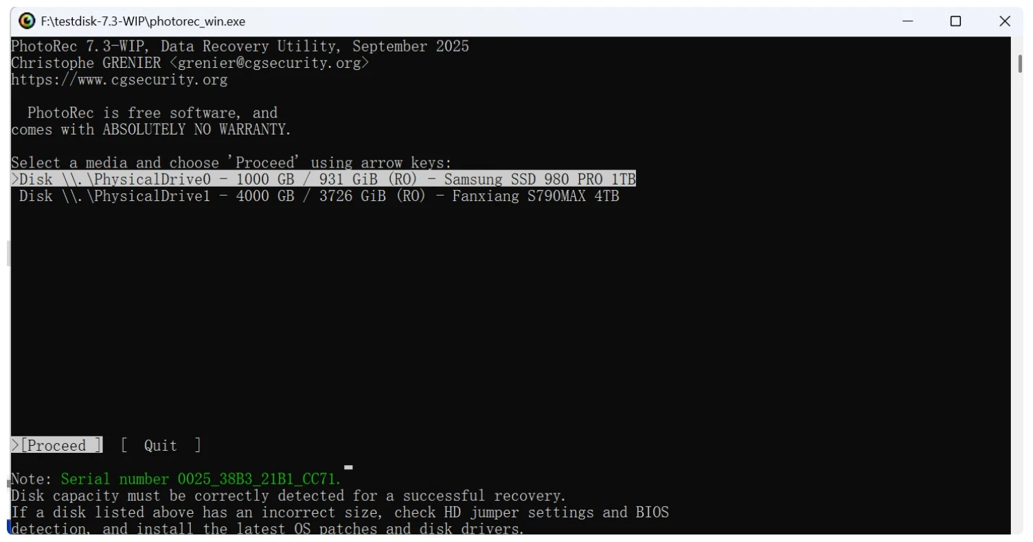 Windows 7用データ復元ソフトウェア - PhotoRec